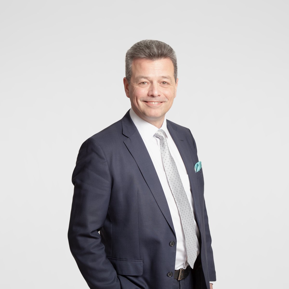 Saastopankki's tweet image. Säästöpankkiliitto Osk:in hallitus on nimittänyt vt. toimitusjohtaja Karri Alameren Säästöpankkiliitto Osk toimitusjohtajaksi. Onneksi olkoon @KarriAlameri !   bit.ly/3SUQFci