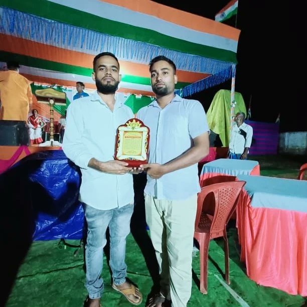 THFAssam's tweet photo. The Humanity Foundation also felicitated by Lakhipur Gp under Kalain on the same day . 

We Thanks both for recognising us . We are overwhelmed .

#AzadiKaAmritMahotsav 
#76IndependenceDay 
#thehumanityfoundation https://t.co/DteOF2lp8C
