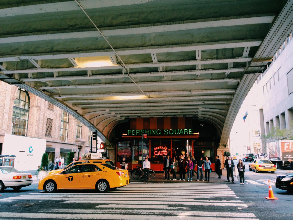 Tryiest's tweet image. when they tell you to touch grass but your in new york #eso #gamernerd