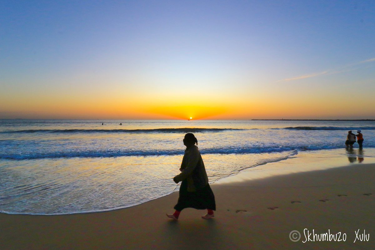 mccoovane's tweet photo. Good Morning Durban 🇿🇦

Earth does not belong to us; we belong to earth. Take only memories, leave nothing but footprints.

#ilovedbn #ethekwini #winter #hope #dnnbeach #seascape #sunrise #qoutes #durbanhasmore #dbntourism #kzntourism #satourism #canonsa #durban #morningwalk https://t.co/4Ymo9pTlUl