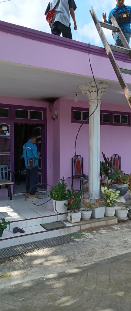 Asfarossoneri's tweet photo. @pln_123 min kalau instalasi diluar rumah bahannya ditanggung pemilik atau pln?? https://t.co/KnOkK5Sfke