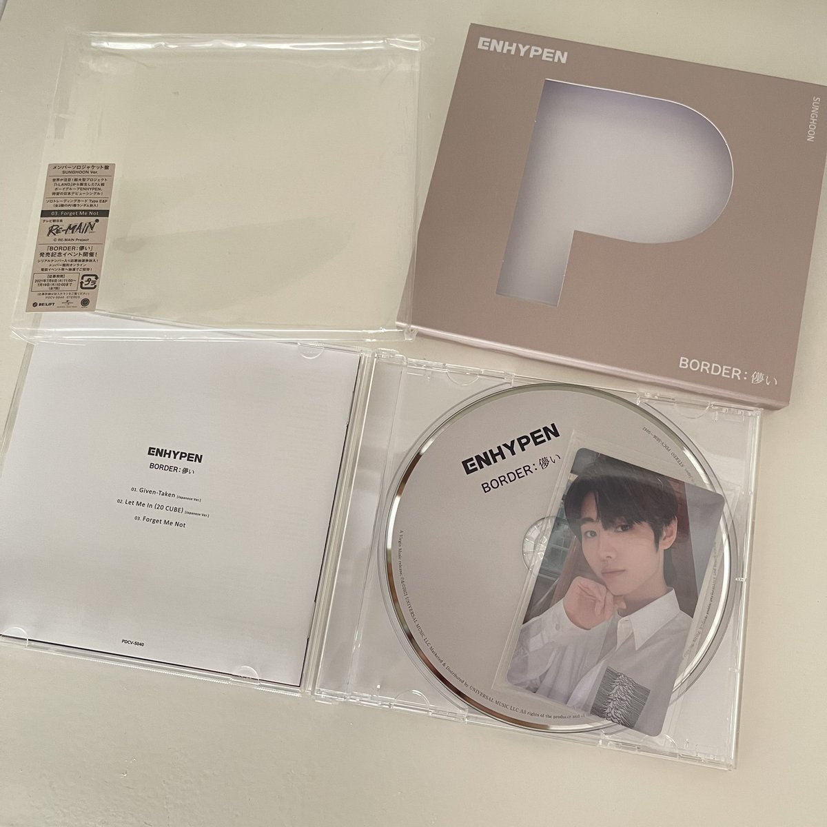 jngwonni's tweet photo. ꒰ #jngwonnisells • wts lfb ph ꒱ 

𓂋 sunghoon border hakanai solo jacket white polo unsealed

• 1850, 1800 payo
• unsealed but complete inclusions (with photocard &amp; orig plastic)
• 10/10 condi opened it only once ! 

reply mine/dm! read carrd ☻
# soljack hoon enhypen pc https://t.co/fyIw1PWIeE