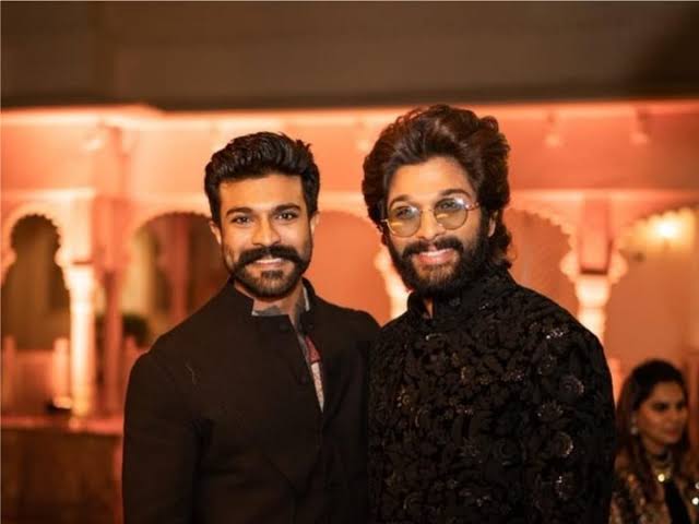 Sobhith_Here's tweet photo. Who Have Most Fanbase In Andrapradesh 🤤

#ThammudiGhantaPhalAAm #GhantaLeniVarasudu

Retweet For Rc ⚡️
Like For Aa🔥 https://t.co/e55FwjPNj8