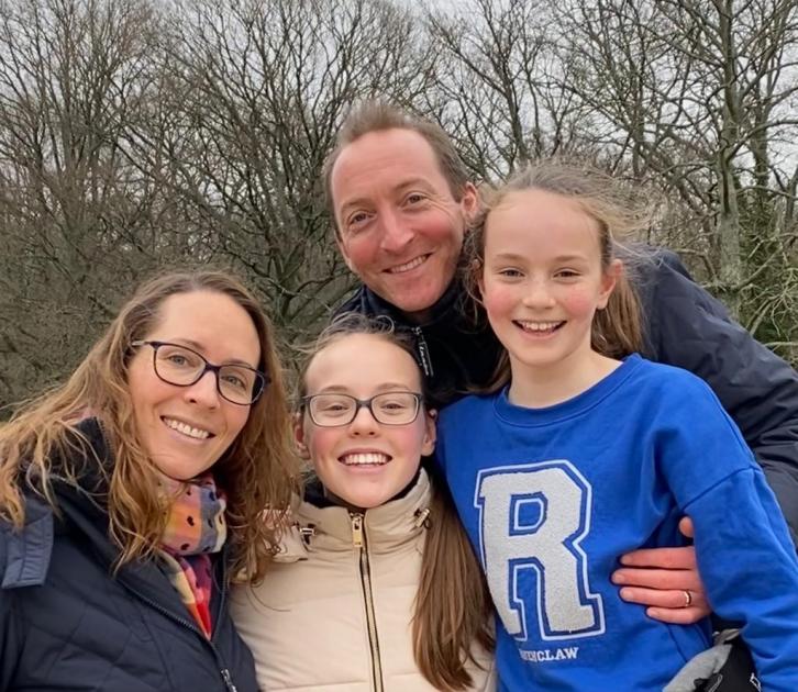 dailyecho's tweet photo. Husband and father to run London Marathon for University Hospital Southampton https://t.co/c0lXBkqEsR https://t.co/wrZnBW7tap