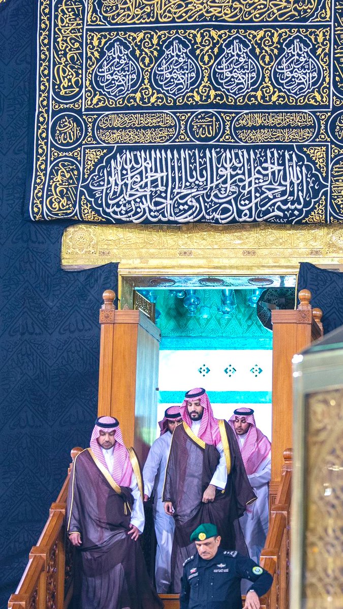 HRHMBNSALMAAN's tweet photo. " دولتنا قائمة على الإسلام وعلى معتقداتها، وهذه هي روحنا، لذا فإننا لن نُقلّل من أهمية معتقداتنا لأنها تُمثل روحنا فالمسجد الحرام يوجد في #السعودية ولا يمكن لأحد أن يزيله. لذا فإننا بلا أدنى شك لدينا مسؤولية مستمرة إلى الأبد تجاه المسجد الحرام " 
#محمد_بن_سلمان  🇸🇦 https://t.co/47cVcdcjQ4
