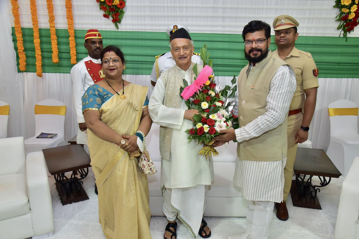 chhath puja Pune tweet media