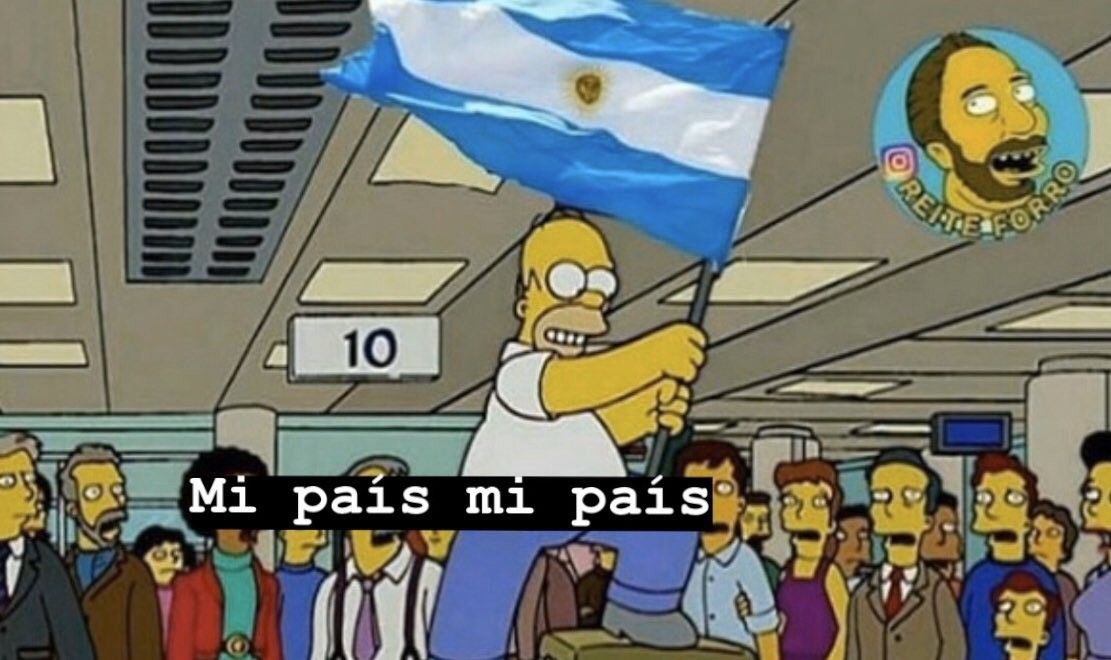 candekess's tweet photo. Vi a una señora bajarle los pantalones a su niño, para que haga pis atrás de un arbolito en el medio de la plaza. https://t.co/JGwUW8grRC
