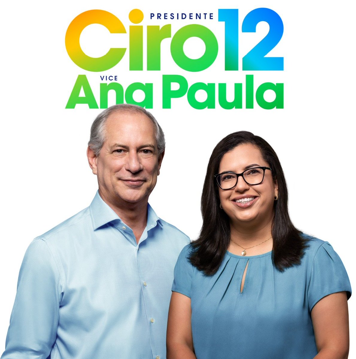 AnaPaulaMatosBA's tweet photo. Com humildade e preparo, unindo o amor que temos pelo país, a capacidade e vontade de servir ao povo brasileiro, que nos apresentamos. Agora é oficial, @cirogomes  e eu vamos fazer do Brasil um lugar melhor para viver. 💚💛💙 https://t.co/Vz6LSCC5UM