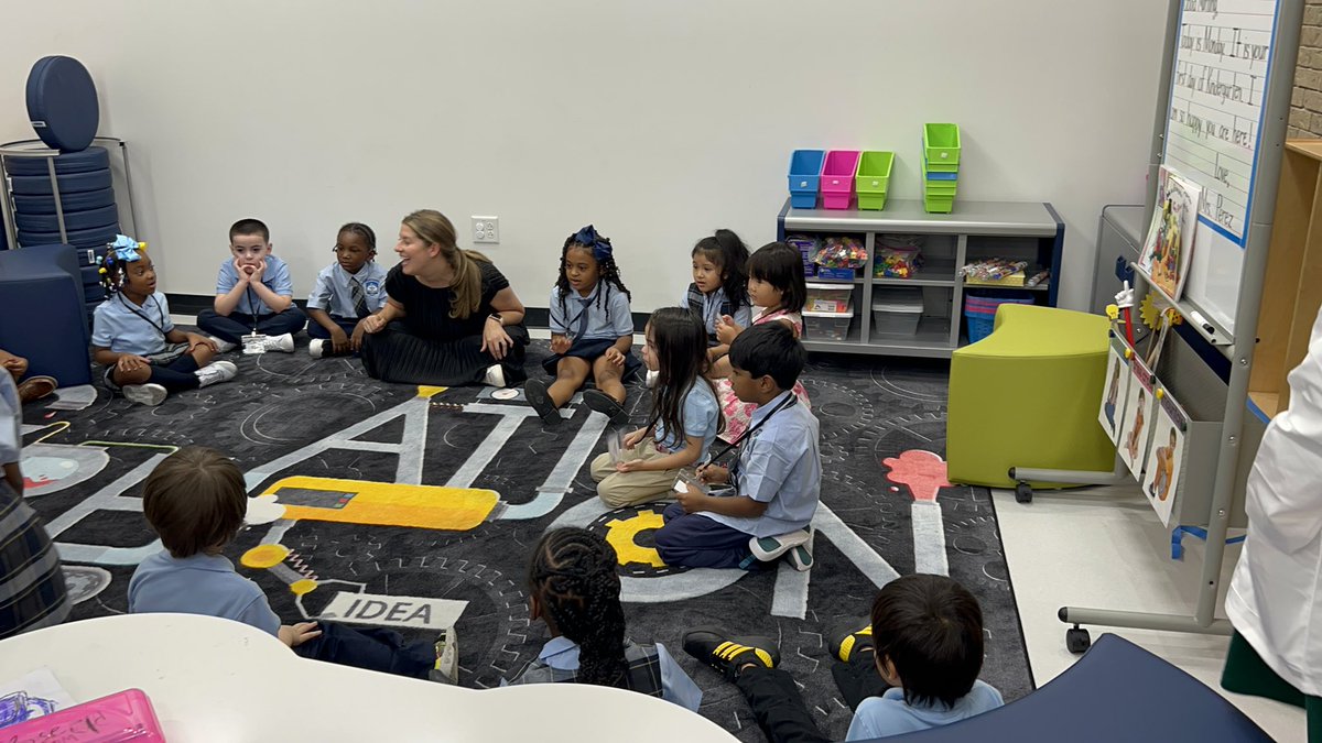 DISDBiomed's tweet photo. Our dream is now a reality. Our building opened its doors to our founding families for the first time. What a great day!! @DrGplus1 @ginamaffucci @natalie_cruz3 @_MrsHoltsclass @TDaruiz @_MrsCavazos_ @MsGStacheQueen @maestra_mayen @TransformDISD https://t.co/9SXPFz3E5D