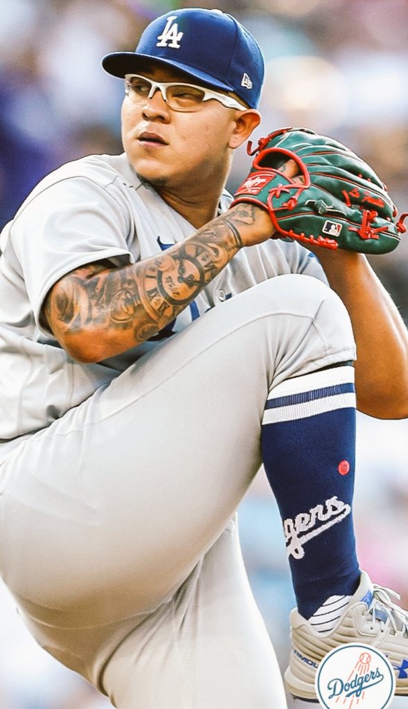El culichi Julio Urías sigue sumando victorias, hoy logró la No 13 (13-6) al pintar de blanco en 5 innings a Cerveceros, fue respaldo por F. Freeman y Gavin  Lux que marcaron la diferencia con jonrones.
Urias Urias lanzó 5IP, 6K, 2BB y su PCL mejoró en 2.40
Dodgers 4 Cerveceros 0