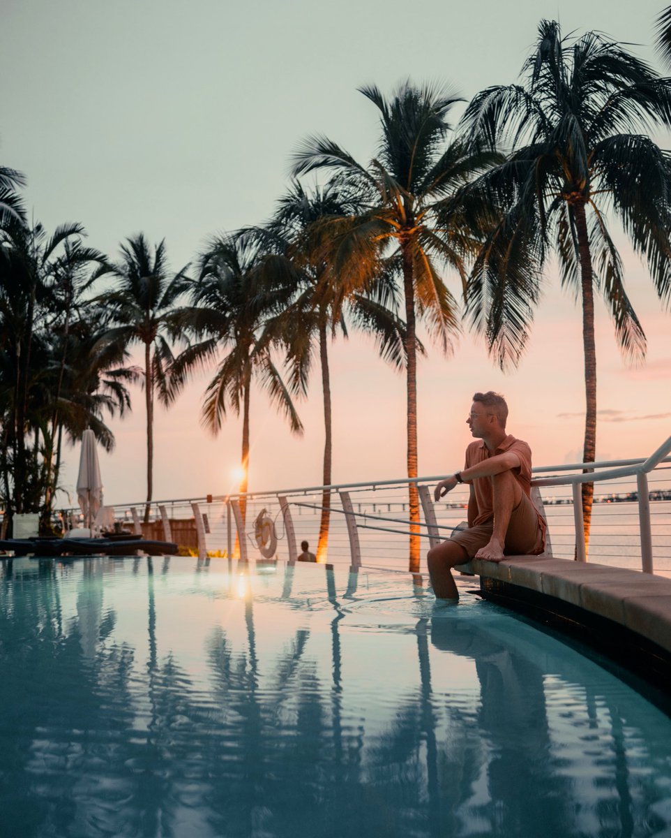 SimonNordh's tweet photo. Florida sunsets truly is something special. @MO_HOTELS @MO_MIAMI https://t.co/dSKOFJRQ5Y