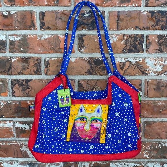 iamSet4life's tweet photo. So good I had to share! Check out all the items I'm loving on @Poshmarkapp #poshmark #fashion #style #shopmycloset #laurelburch #mauijim: https://t.co/T0wGmo9ikQ https://t.co/ahbL9NI6JG
