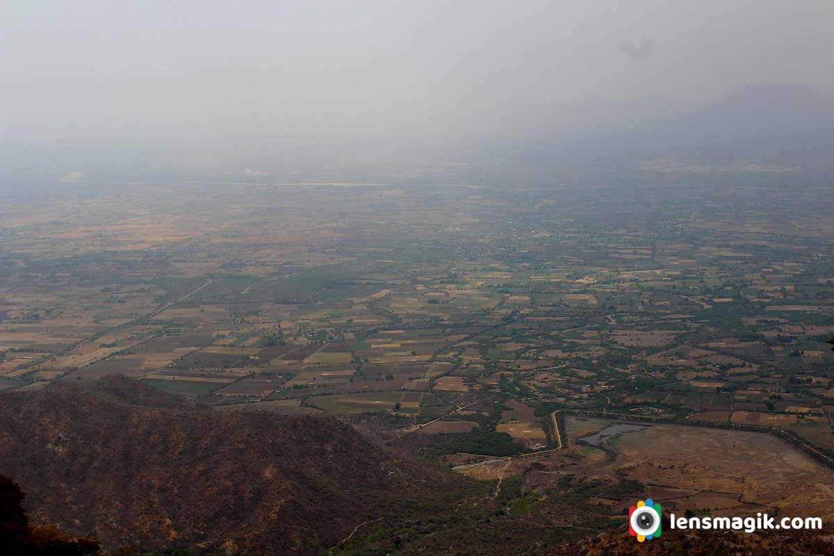 np_photographer's tweet photo. Mt Abu https://t.co/eFhmO37LcY Hill stations India #mtabu #aburajasthan #besthillstationsIndia #popularhillstationrajasthan #nakkilake #placestovisitmtabu #gurushikhar #toadrock #sunsetpointabu #naturelover #hillstationsIndia https://t.co/uVIDedtwri