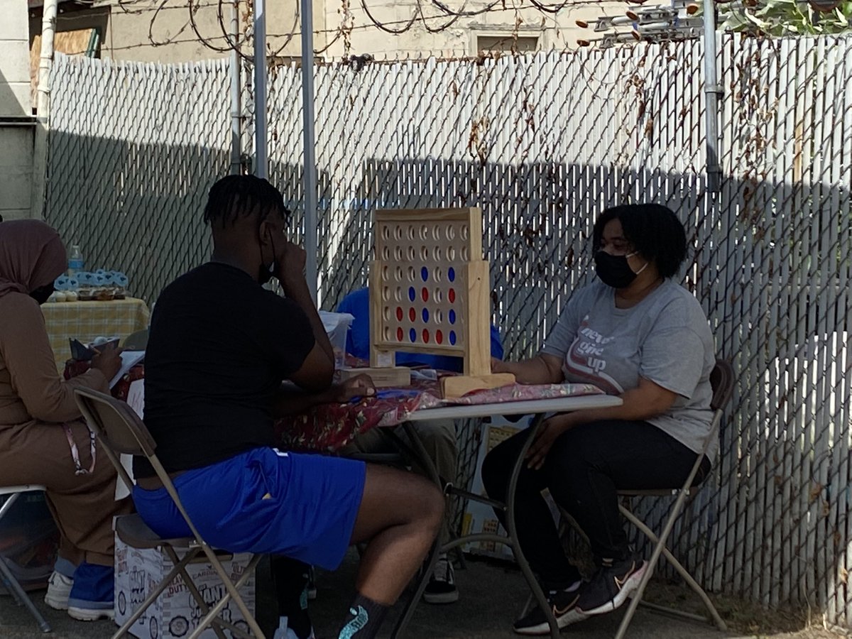 FN_JConyers's tweet photo. Last Saturday after our #RBFarmStand2022 we had the #RBFarmStand Mid Summer Celebration. We had good food, games, entertainment, and our friends from Feest update us on some of their projects. Then we cleaned up the space leaving it looking nice. #SetTheRecordStraight https://t.co/mufT76XmLd