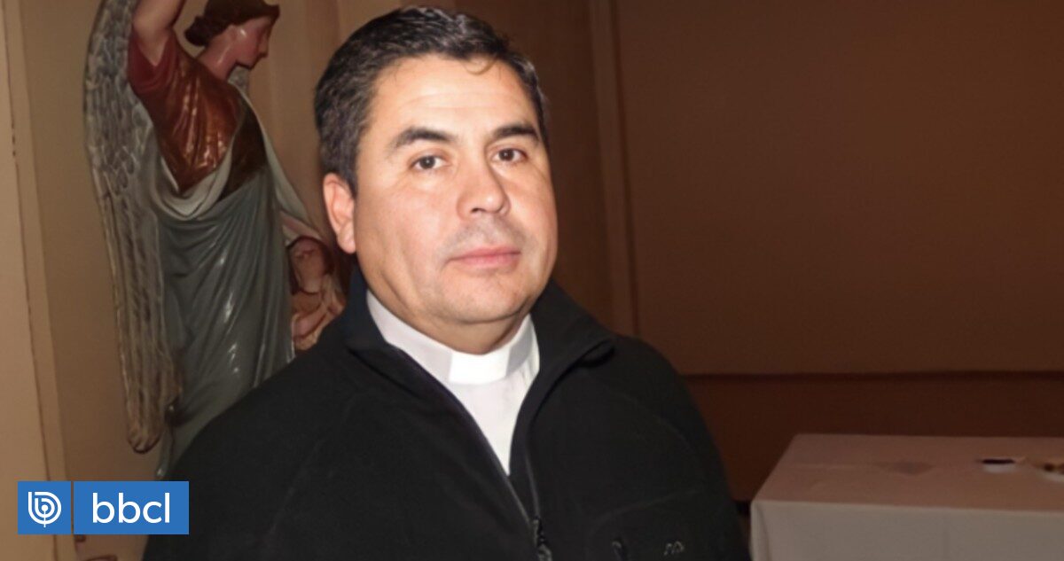 <a href="/latercera/">La Tercera</a> Y pa qué chucha le tapan la cara al reverendo conchesumadre?...😎