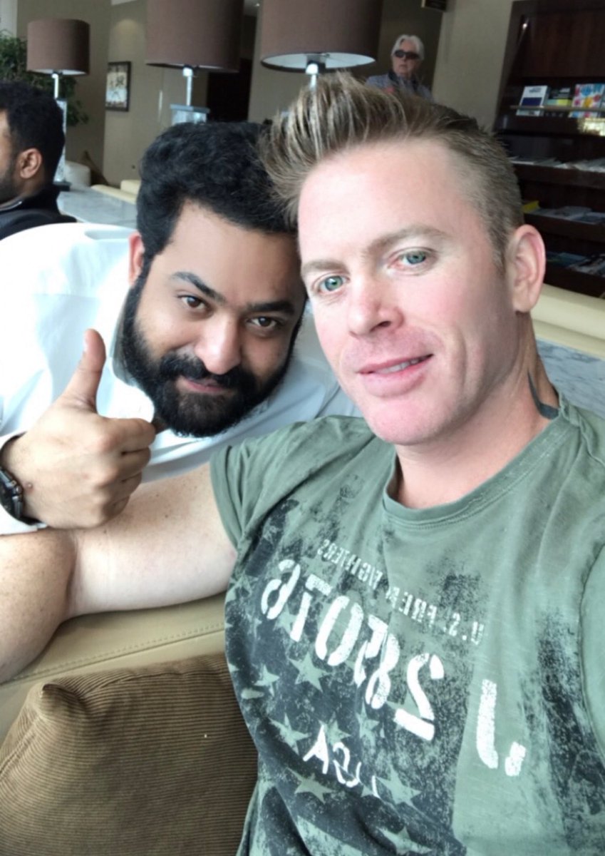 NaveenMBVizag's tweet photo. Same Trainer For Both Brothers @urstrulyMahesh &amp; @tarak9999 🔥 https://t.co/7JSgC5LpQ5