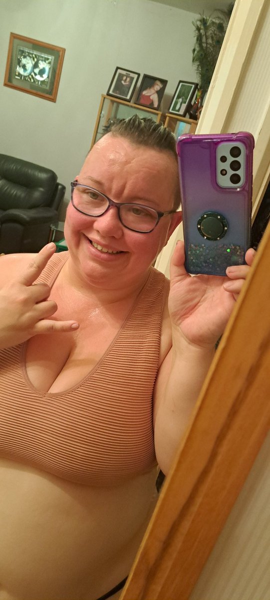 PhoenixStrong21's tweet photo. From watching wrestling 1am to 4am to: exercising at 4am to 4.30am. 
Sweat and tears are worth it. 
Reminder: nobody looks sexy immediately after exercise (except professional athletes maybe).
The exercise is good for my chronic pain. 
#4amWorkouts inspired by @RheaRipley_WWE ⚖️ https://t.co/6XVoayoSKm