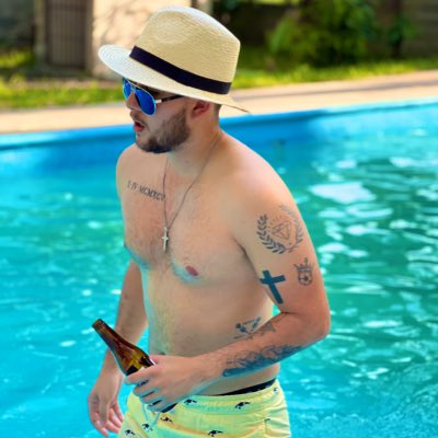 EOarenas's tweet photo. #NuevaFotoDePerfil https://t.co/RbdvqEY7eW