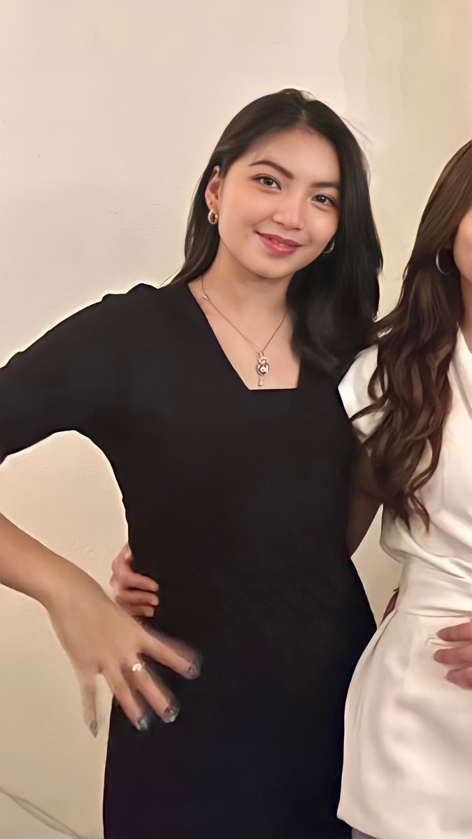 EveningPrimero's tweet photo. sosialita muda 🖤 https://t.co/iOEtZikZQU