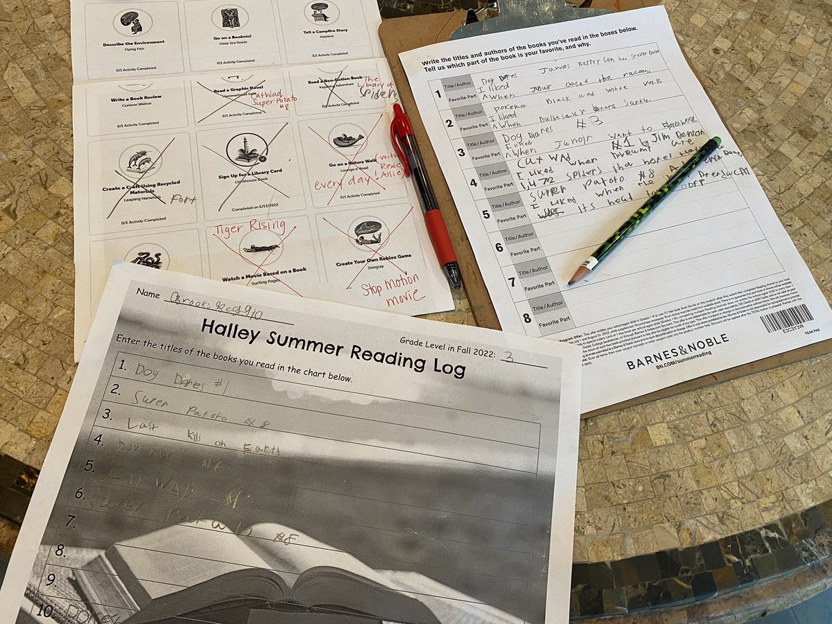 Christie Hall tweet media