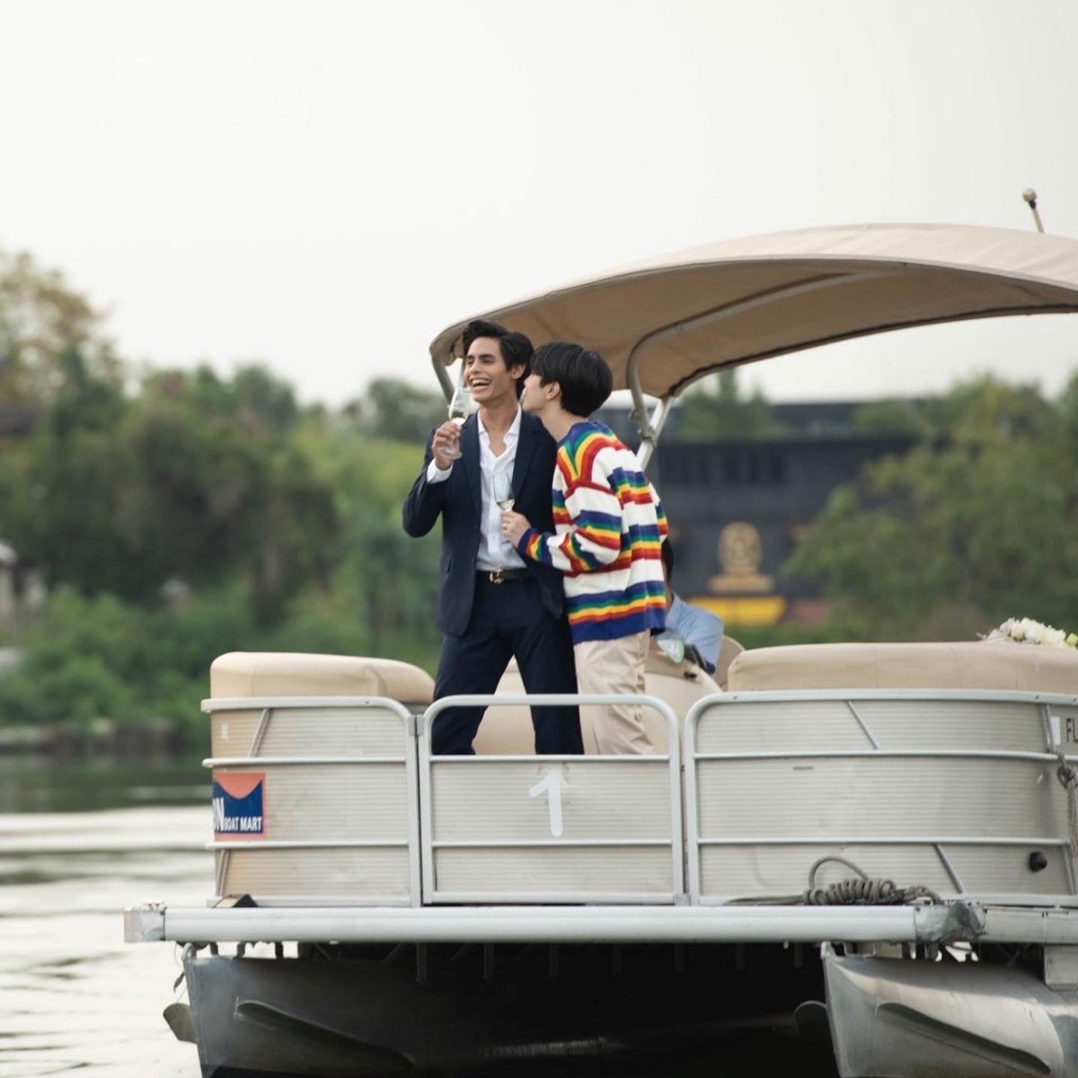 9NAAProduction's tweet photo. Have a nice day with love 💐 #เบื้องหลังCheckOut ก็จะหอมกันสนุกสนานประมาณนี้
#CheckOutSeries
Reruns #CheckOutEP10 UNCUT ver. On app #iQIYI and Website https://t.co/MuC83SXaaG
📲watch on app : https://t.co/rGkZaJw4IX
#คืนนั้นกับนายดาวเหนือ
#9NaaProduction
#ChahubBest https://t.co/fWa01qnOLh