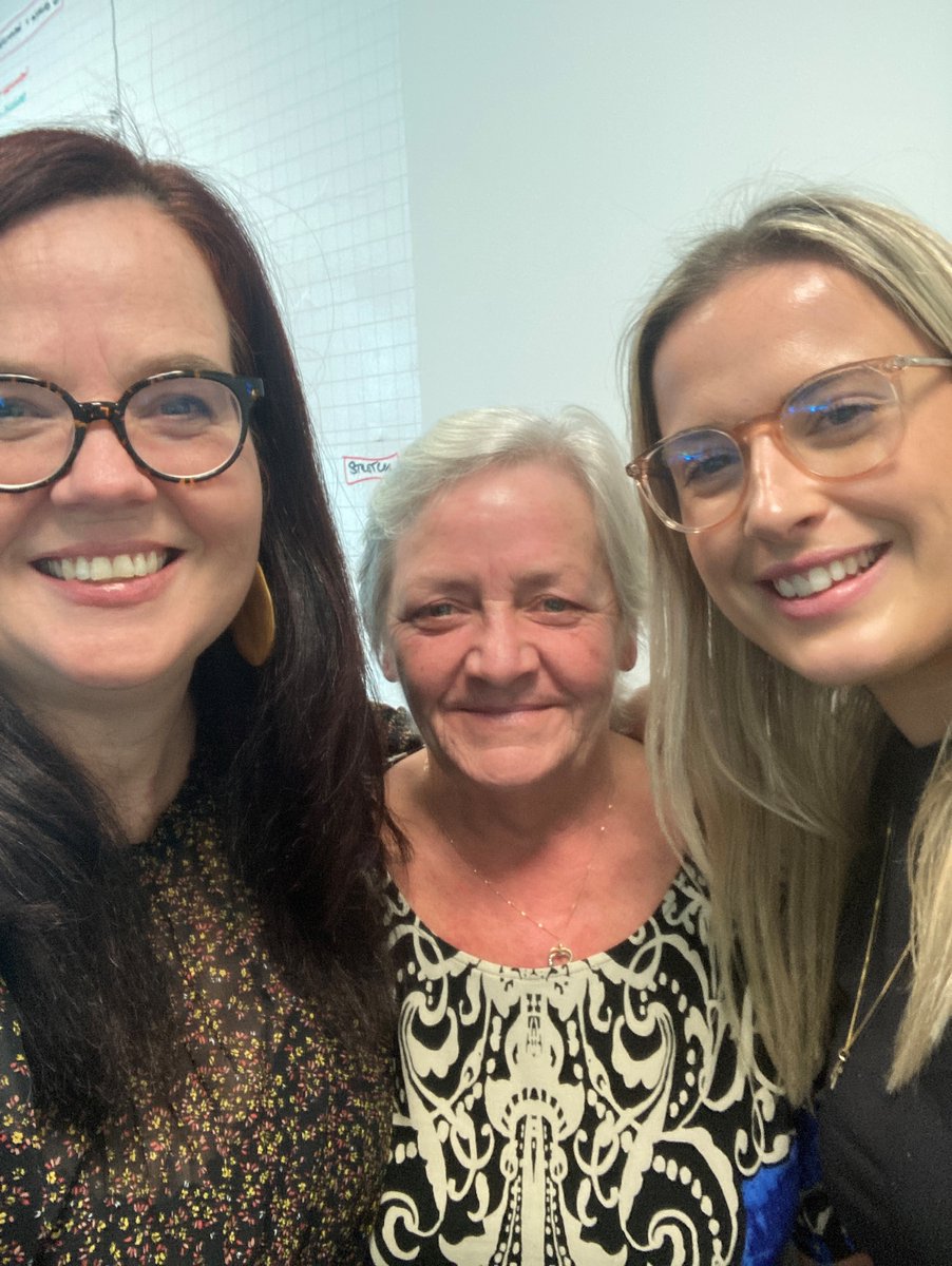 Like our waistbands during Visa Wellington on a Plate, our Welly team is also growing!  A massive welcome to these lovely humans - Sonja Malan, Lorin Francis and Kirsten Hamilton.  Welcome to the Younity family! 😍
#younity #ITrecruiter #recruitmenlife