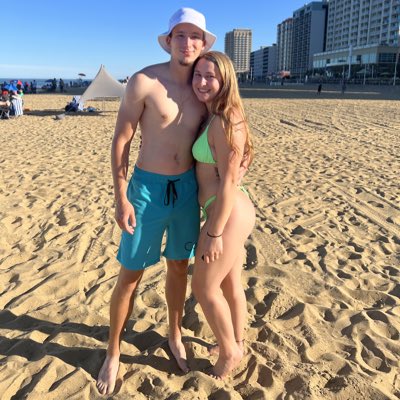 16_dangel's tweet photo. Love of my life💜💜 https://t.co/DiN20W4Kxn