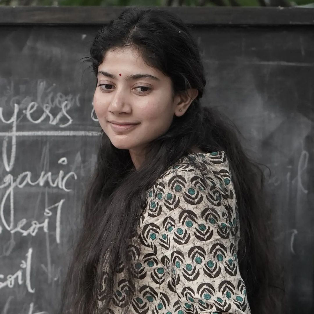 Suresh64896983's tweet photo. #SaiPallavi #Gargi @Sai_Pallavi92 https://t.co/SoYsQiJ3xJ