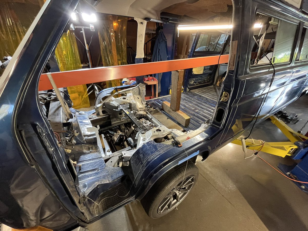 TesFalia tweet media