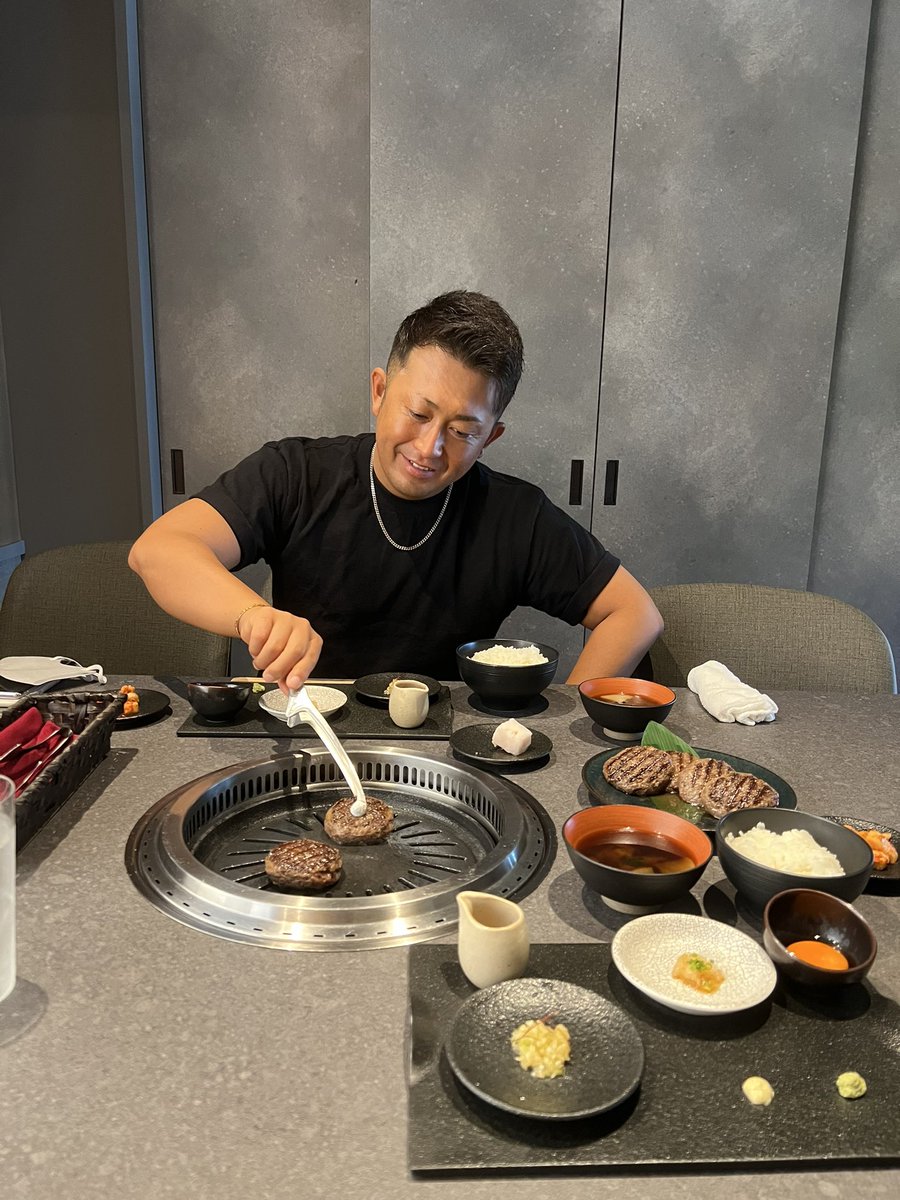 yr820_p's tweet photo. お祝いlunch🥂 https://t.co/AH2k6gCoEb