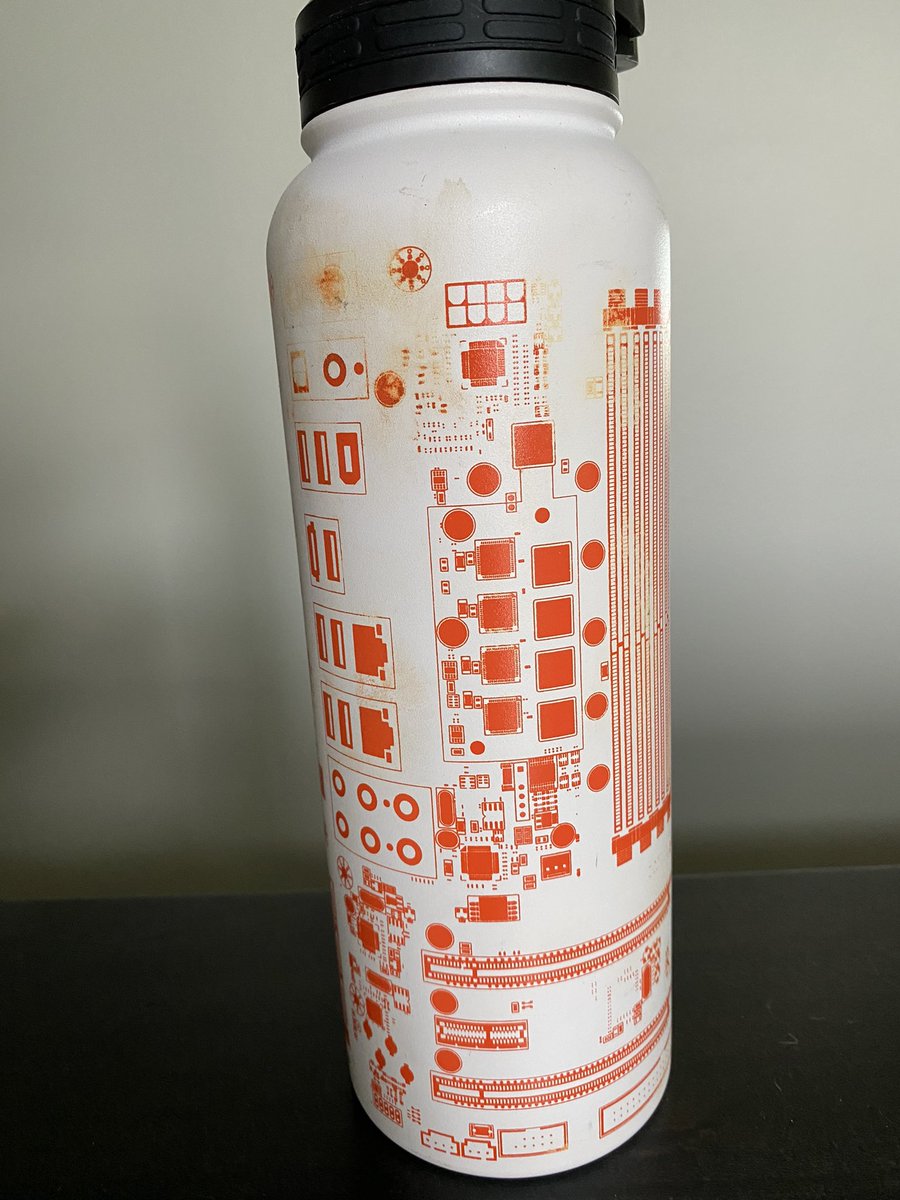 Chin_agan's tweet photo. @emma_psych0 @LinusTech @linusgsebastian Mine kinda did same thing after a couple months. The orange bled into my trucks floor carpet. I just covered it in LTT stickers and moved on. Water inside still stays ice cold all day. https://t.co/XIYCPz2TqY