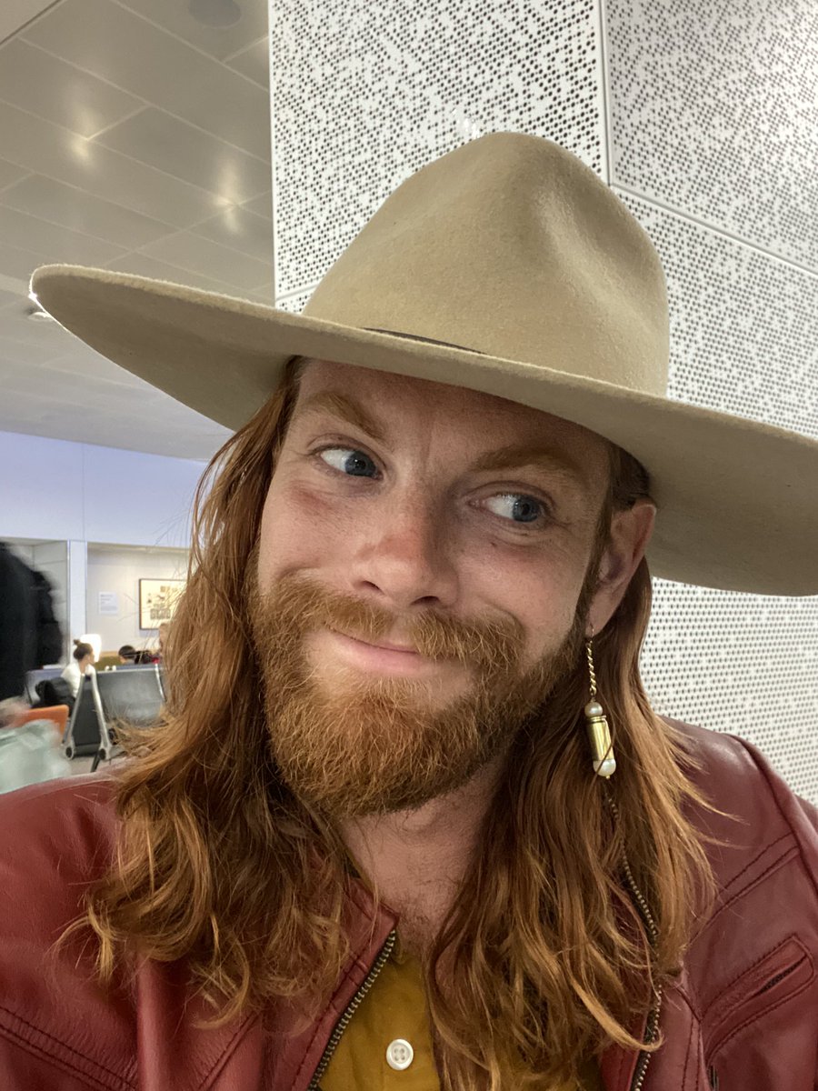 Butch__McQueen's tweet photo. The face you make when you’re getting the full grope from TSA because of the *anomaly* in your pants https://t.co/ZbsCCJsEJN