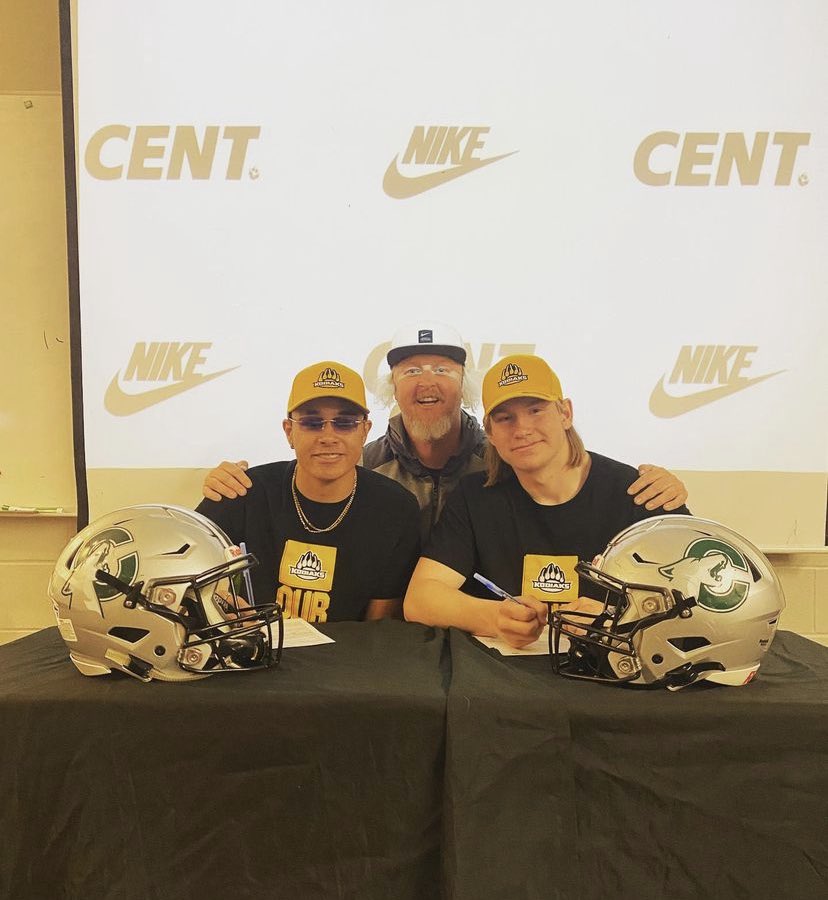 CentennialSrFootball tweet media