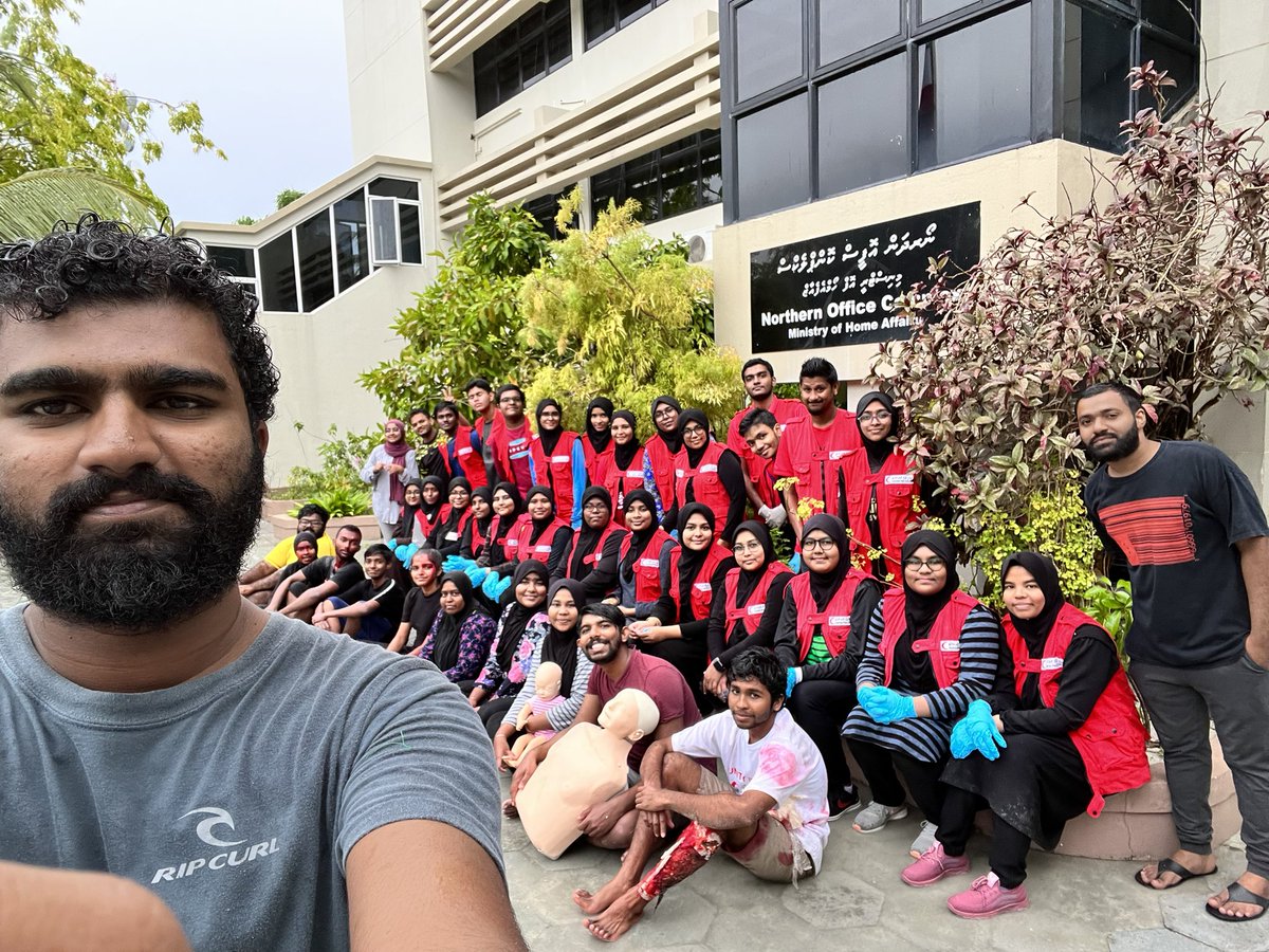 chotexx's tweet photo. Started in 2016 as a volunteer. Later joined as a junior staff and now heading @mrckfcity. 

From the VCA to multiple flooding emergencies &amp; later the COVID-19 pandemic. Taking smaller steps for larger impacts and making the MRC a trusted agency in the City

#MyMRCStory
#MRC13 https://t.co/Y1QBbJc86F