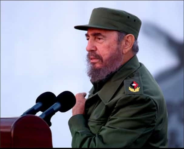 #Fidel/" Concebimos la Revolución como algo verdaderamente creador,como algo que no cese de crear un solo minuto,con un desarrollo incesante de las ideas,con una superación incesante de las ideas,en que cada día, cada mes,se haga más y se haga mejor."
#FidelEntreNosotros