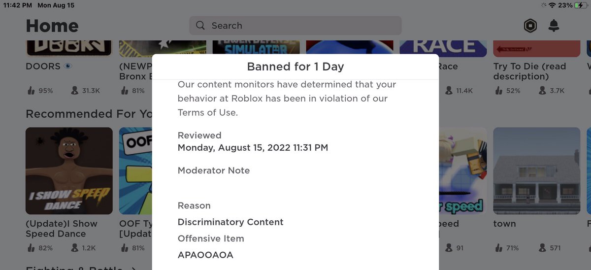 BatMyst's tweet photo. bro roblox is really on some weird stuff https://t.co/ZTd4JhfwHC