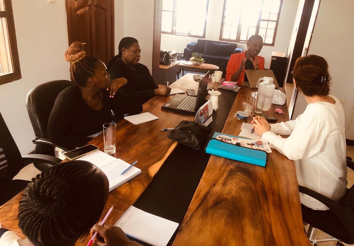 SmileforCommun2's tweet photo. We had a great start of week meeting one of the founders of Weza (NGO) in Zanzibar as we look to collaborate in our coming event Run for Binti(Kuwalinda ni Jukumu Letu) 2nd October at Ngome Kongwe. https://t.co/O8LKUjUbu8