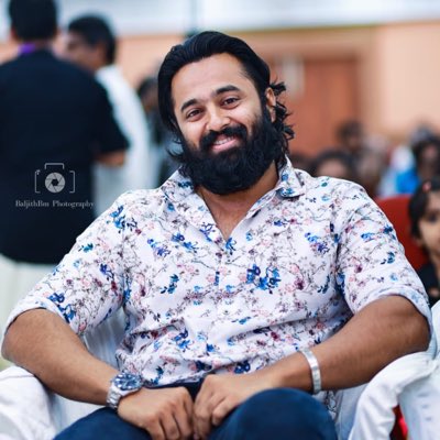 Iamunnimukundan's tweet photo. #NewProfilePic https://t.co/VmQMxZ3FwN