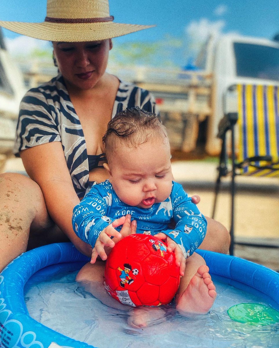 ginnamend's tweet photo. 1 ano atrás a gente sonhava com esse dia 😍 https://t.co/pBm6OaDdQ8
