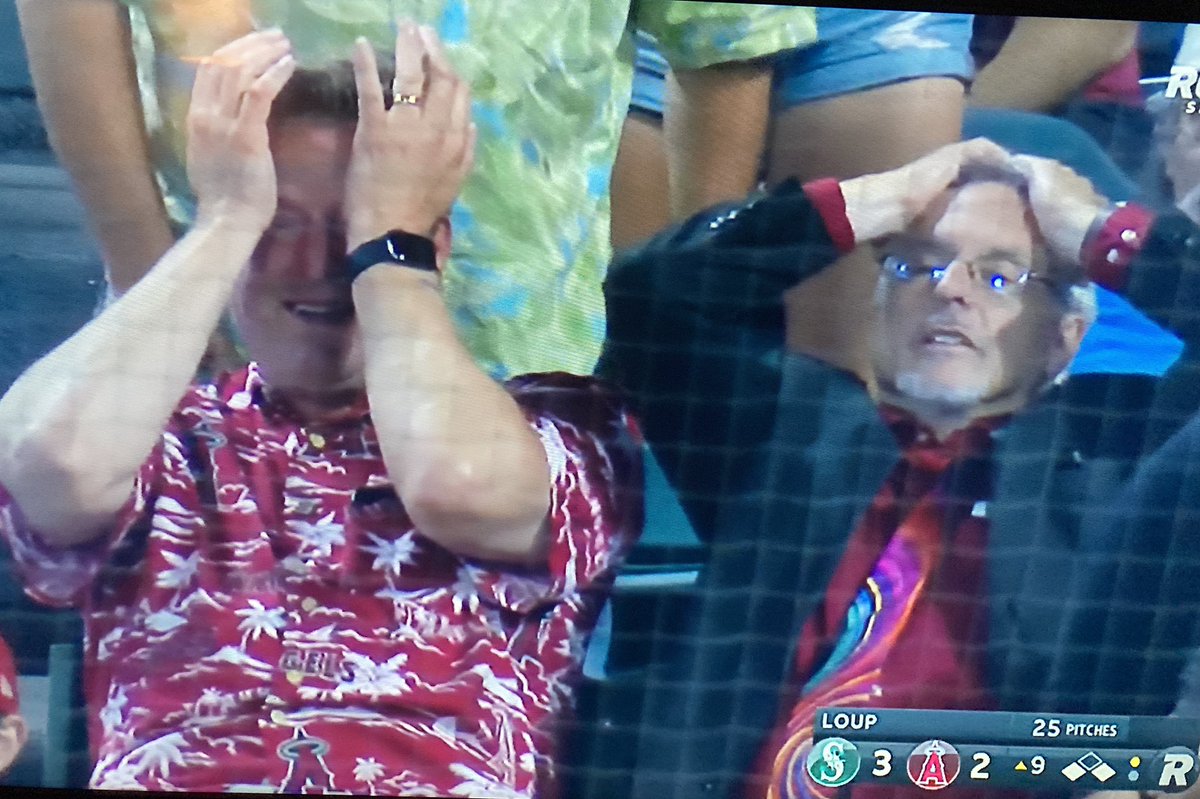 DougPigsleyKOMO's tweet photo. A front row seat to a nightmare 8th inning for the Angels and their fans. #Seausrise #Seethemfall https://t.co/jFkmNAb1eT