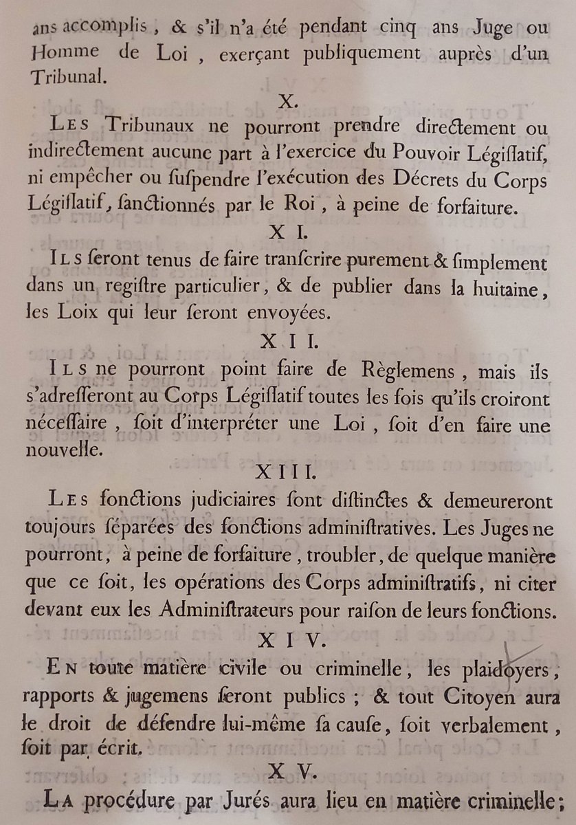Publiciste4's tweet photo. Voilà la surprise !
Nous sommes le 16 août, et voilà l'original de la loi des 16 et 24 août 1790. https://t.co/Gt5X3emR2X
