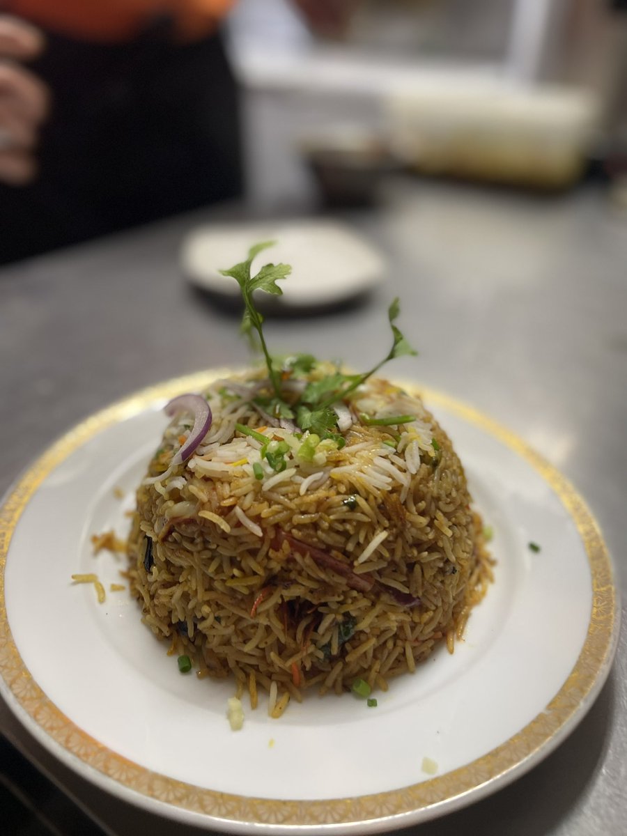 LamaDining's tweet photo. Wine and biryani. We serve with quality. 
#eatwithadlama #インド理科らま #鷺宮ラマ #井荻らま #ラマ #ビリヤニ https://t.co/lZ9U3hN0UL