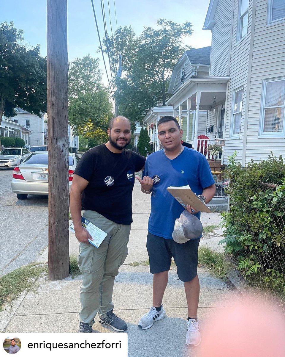 There's so much to do in our dear PVD. I was so happy to go door knock with my friend @enriquesanchezforri. He and the next mayor of the City of Providence @goprovidence are committed and ready on day one to highlight this city's greatest asset: IT'S PEOPLE. #believeinProvidence