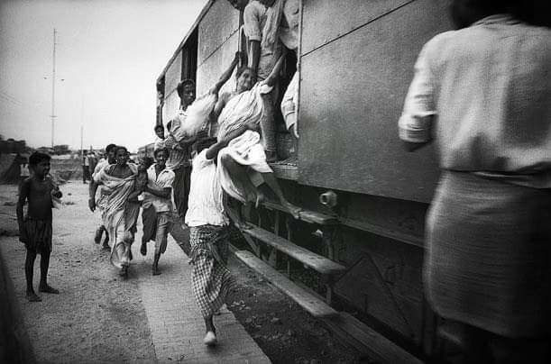 PreyashiStates's tweet photo. The “last train” from Dhaka to Kolkata during 1947's partition.

Independence did not came in a easy way ! https://t.co/bxBDc8x4aj