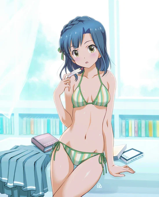 地元は36.7度、皆様厳しい暑さにお体の方お気を付けください。暑気払いは百合子水着の再貼りで。 
