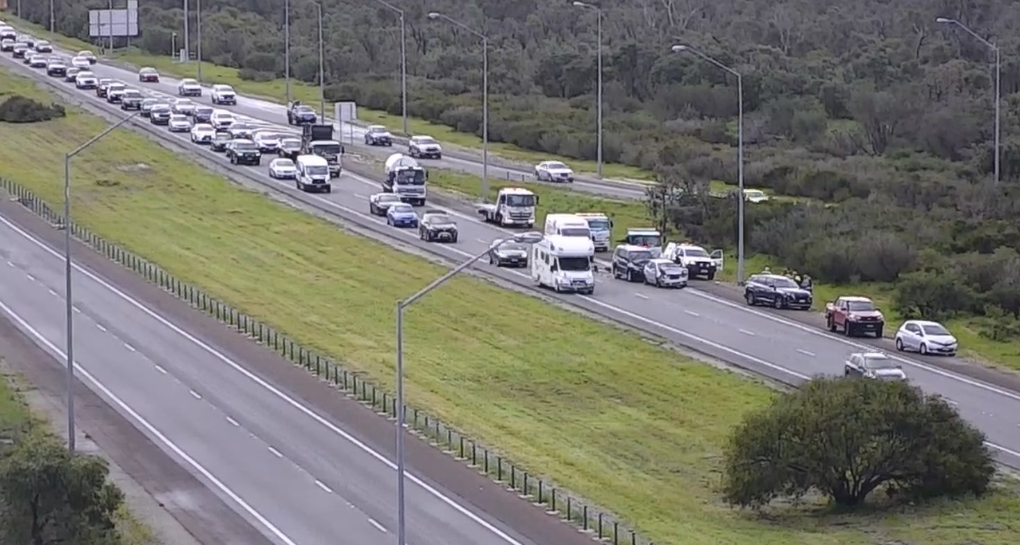 Main Roads WA on Twitter "CRASH ANKETELL KWINANA FREEWAY SOUTHBOUND