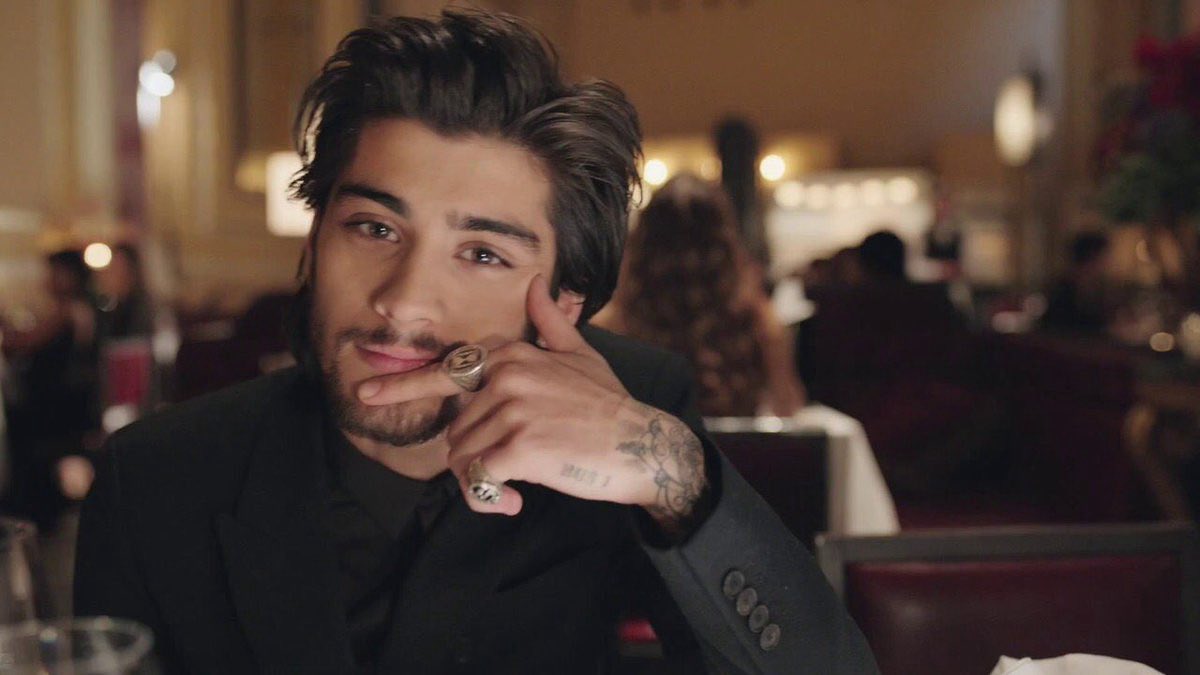 dummbbbv's tweet photo. JUST HOW FAST THE NIGHT CHANGES 🥺🥺🥺 https://t.co/I2WvEX3FUX