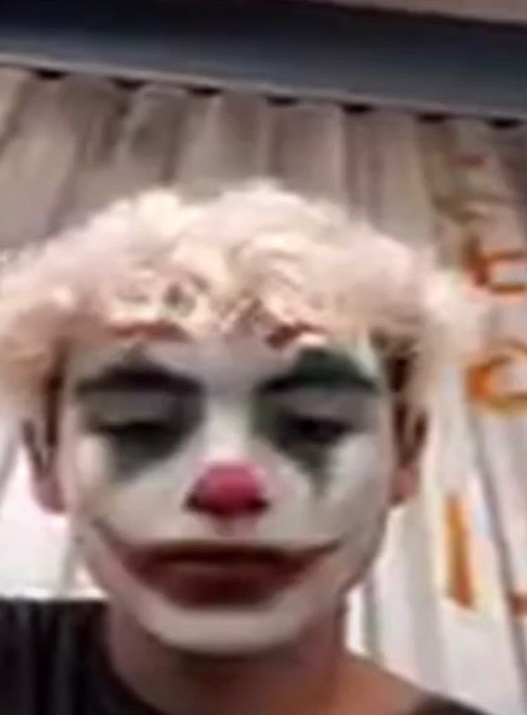 jamileteee's tweet photo. @themarcelruiz found this from 2020 #clownera https://t.co/WBhUlbq9v7