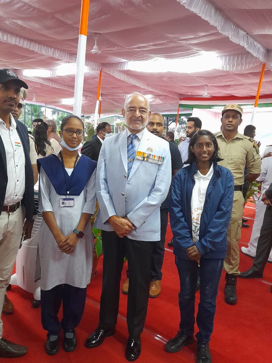PJnvsa's tweet photo. J Faizia, Class X topper from my Vidyalaya ( JNV South Andaman) with hon'ble LG , Admiral D K Joshi in the honouring ceremony conducted  yesterday for being one among the top 5 in the Union Territory  in Class X CBSE examination. 🎉🎉💐💐❣️❣️ https://t.co/cLB4k0mwPL