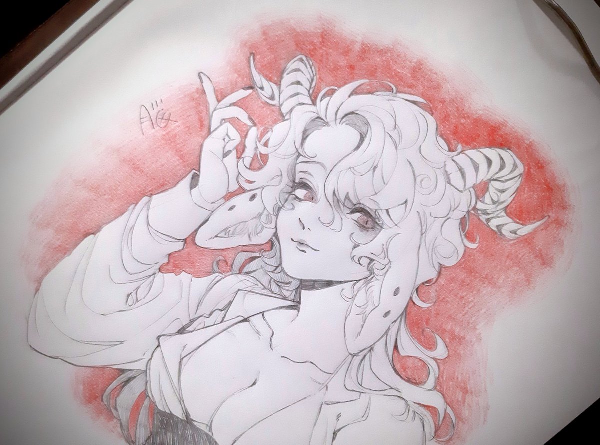 Dinow_is_hentai's tweet photo. 很久沒手繪
感覺本子放在角落都能長香菇 https://t.co/Yfc2c3ts1H
